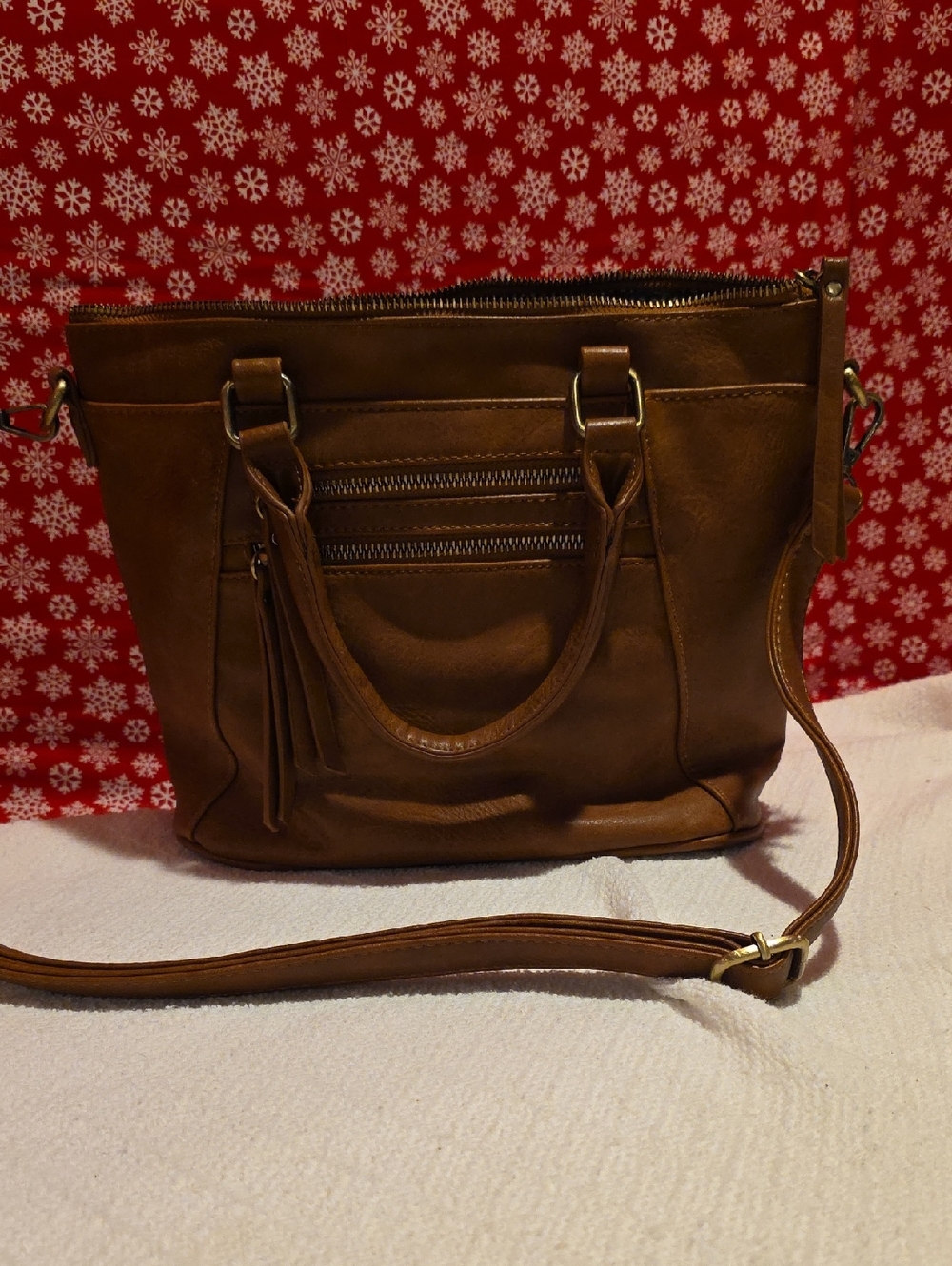 Classic Brown Women’s Tote Bag with Crossbody Strap
